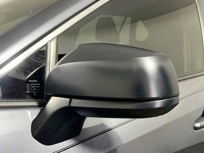 2024 Toyota RAV4 Hybrid — photo 10 view