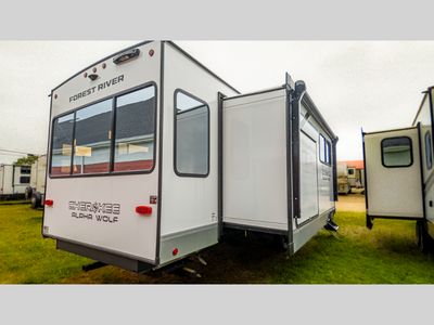 2025 Forest River RV Cherokee Alpha Wolf - Photo 10