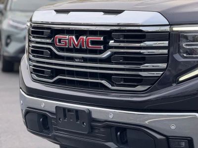 2023 GMC Sierra 1500 SLT - Photo 11