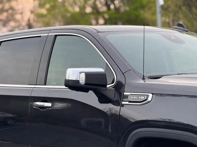 2023 GMC Sierra 1500 SLT - Photo 8