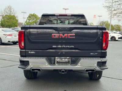 2023 GMC Sierra 1500 SLT - Photo 14