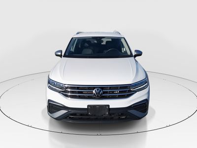 2024 Volkswagen Tiguan - Photo 2