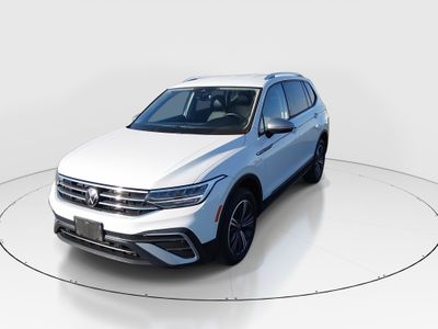 2024 Volkswagen Tiguan - Photo 3