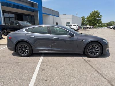 2019 Tesla Model S - Photo 2
