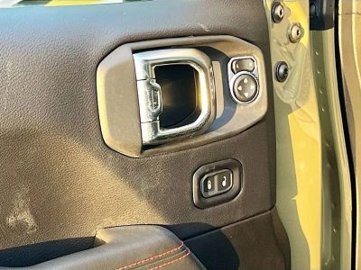 2026 Jeep Gladiator — photo 18 view