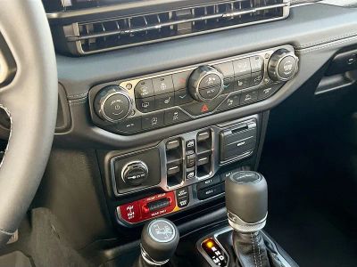 2026 Jeep Gladiator — photo 16 view