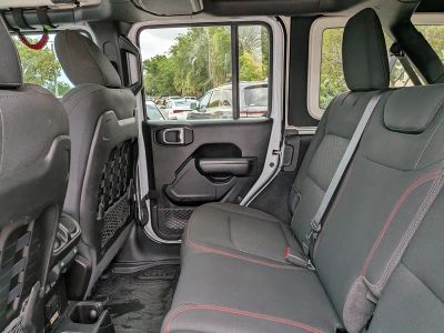 2020 Jeep Wrangler Unlimited — photo 14 view