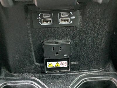 2020 Jeep Wrangler Unlimited — photo 15 view