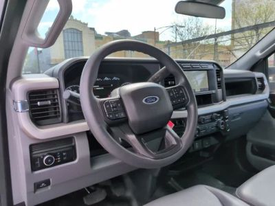 2023 Ford F-350SD — photo 21 view