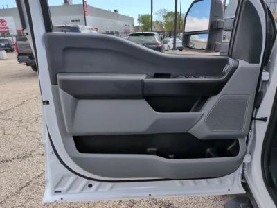 2023 Ford F-350SD — photo 10 view