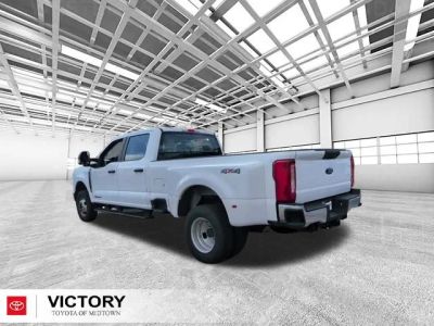 2023 Ford F-350SD — interior view
