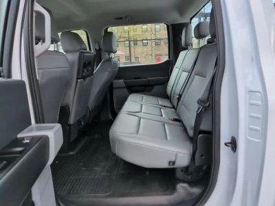 2023 Ford F-350SD — photo 9 view