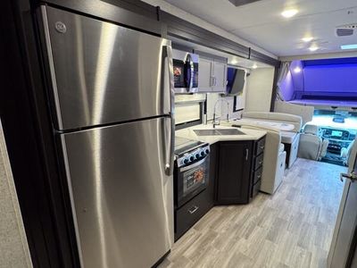 2026 Thor Motor Coach Omni Trail - Photo 10