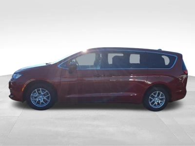 2026 Chrysler Voyager — side profile view