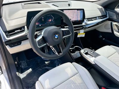 2026 BMW X2 — photo 7 view