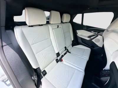2026 BMW X2 — photo 20 view