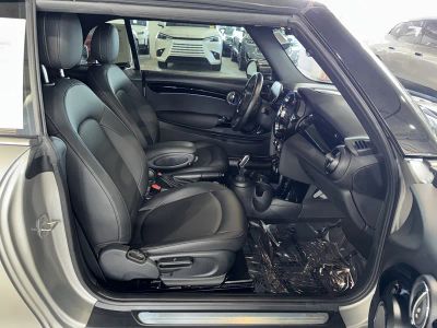 2023 MINI Cooper — photo 12 view