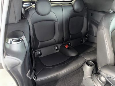 2023 MINI Cooper — photo 10 view