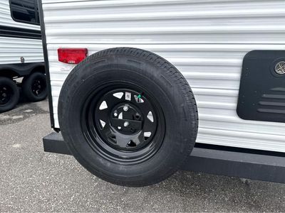 2026 Heartland Prowler — photo 8 view