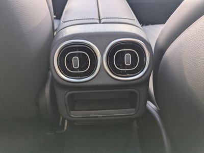 2026 Mercedes-Benz GLC - Photo 15
