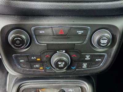 2019 Jeep Compass — photo 14 view
