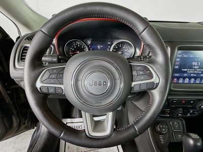 2019 Jeep Compass — photo 9 view