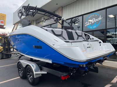 2024 Yamaha 222XD - Photo 6