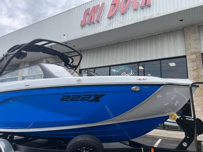 2024 Yamaha 222XD - Photo 3