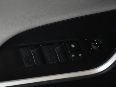 2023 Toyota RAV4 - Photo 10