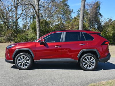 2023 Toyota RAV4 - Photo 1