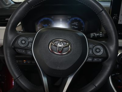 2023 Toyota RAV4 - Photo 13
