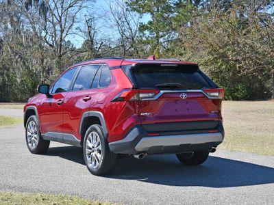 2023 Toyota RAV4 - Photo 2