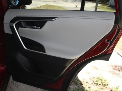 2023 Toyota RAV4 - Photo 20