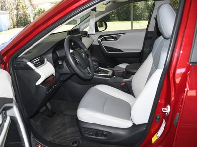 2023 Toyota RAV4 - Photo 7