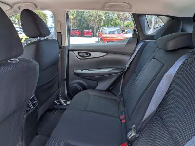 2018 Nissan Rogue Sport — photo 14 view