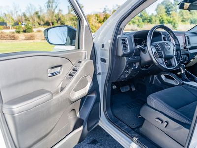 2024 Nissan Frontier - Photo 16