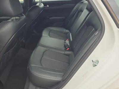 2023 Kia K5 — photo 16 view