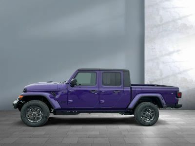 2026 Jeep Gladiator - Photo 3