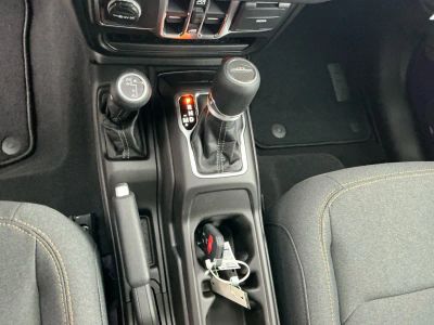 2026 Jeep Gladiator - Photo 13