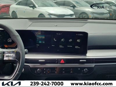 2026 Kia Sorento — photo 17 view