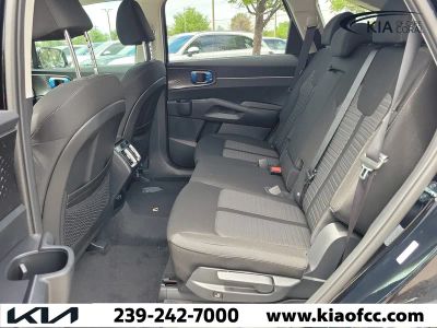 2026 Kia Sorento — photo 11 view