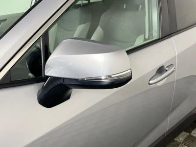 2025 Toyota RAV4 — photo 10 view