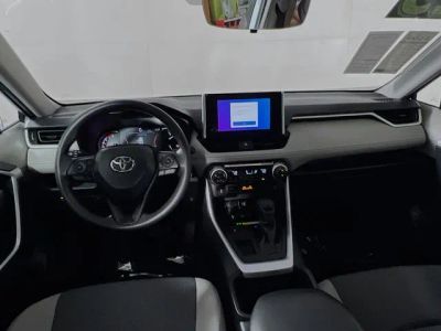 2025 Toyota RAV4 — photo 27 view