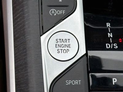 2025 BMW 3 Series — photo 35 view