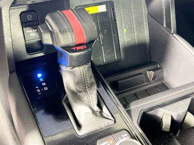 2024 Toyota Tundra — photo 21 view