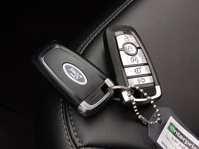 2022 Ford Explorer - Photo 15
