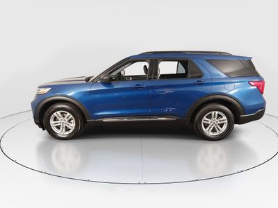 2022 Ford Explorer - Photo 4