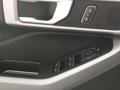 2022 Ford Explorer - Photo 19