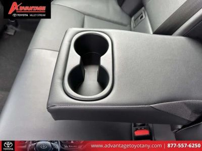2024 Toyota Prius Prime - Photo 14
