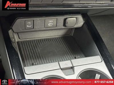 2024 Toyota Prius Prime - Photo 35